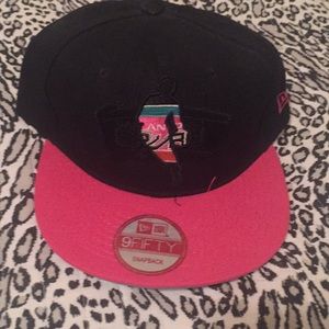 Spurs SnapBack Cap